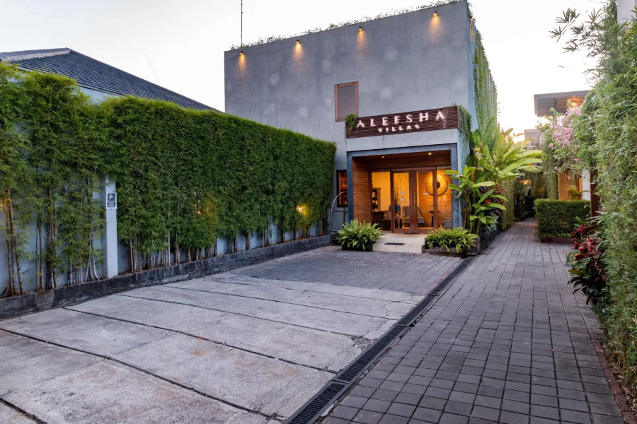 Aleesha Villas