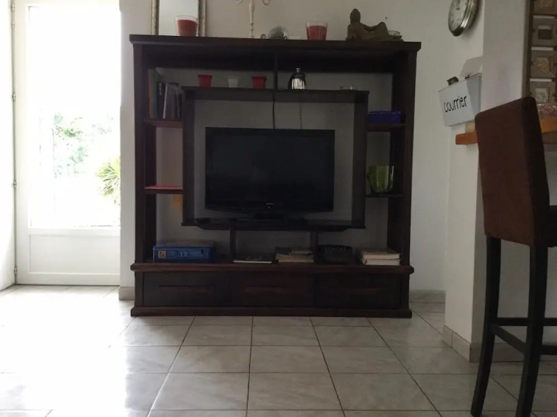 House With 2 Bedrooms in Roquemaure, With Pool Access and Wifi - 80 km