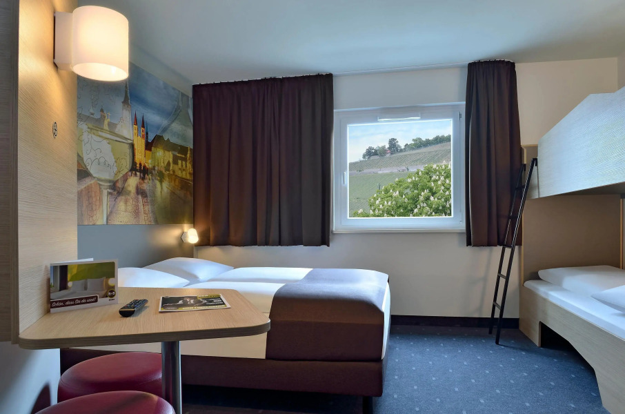 B&B HOTEL Würzburg-City