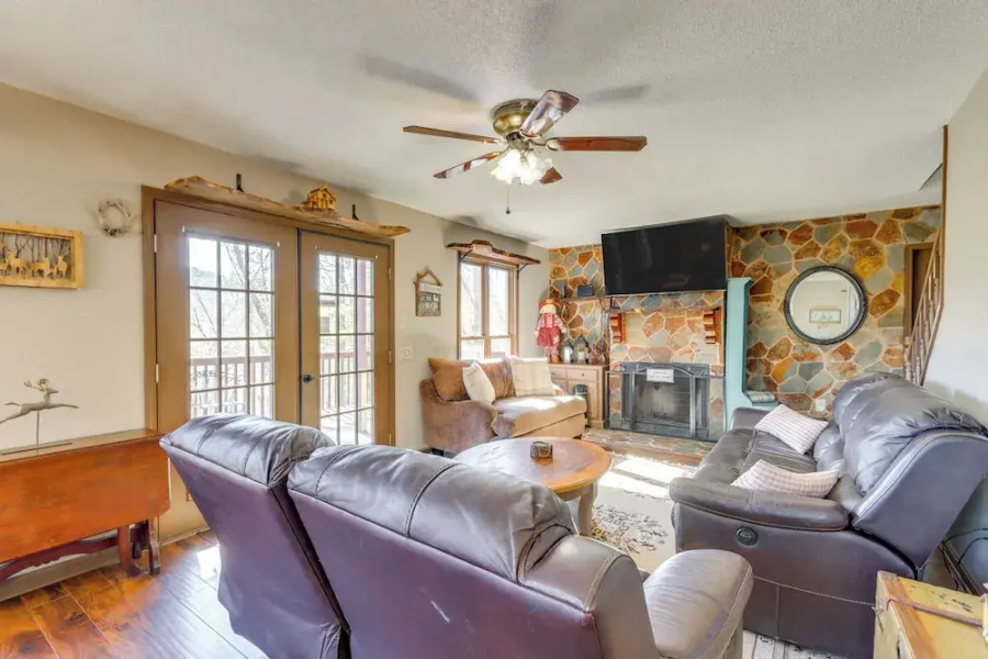 Ellijay Resort Cabin w/ Fire Pit, Decks, & Hot Tub