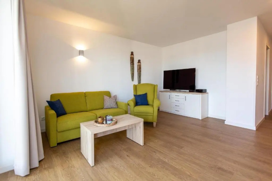 2 Zimmerapartment optional Bootsliegeplatz P6A2