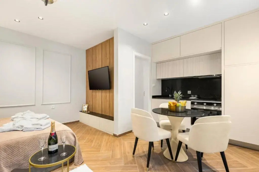 Dekaderon Lux Apartments