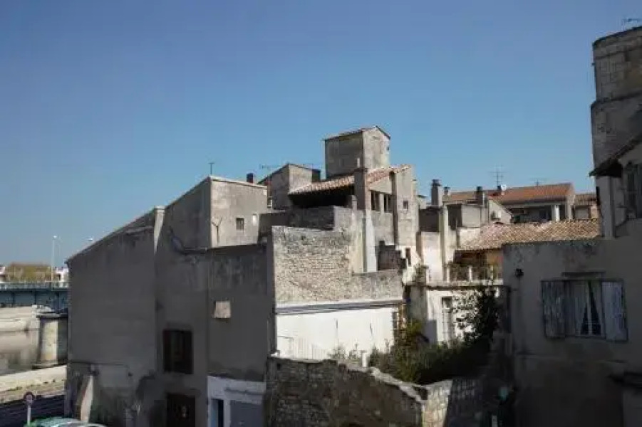 Laincel - Appartement lumineux le long du Rhône