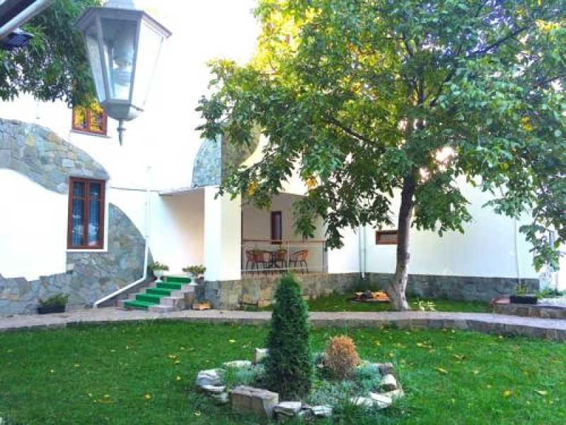 Черноморская 3