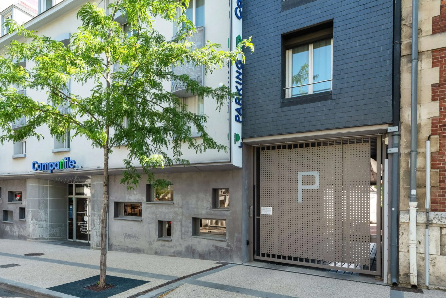 Hotel Campanile Chartres Centre - Gare - Cathedrale
