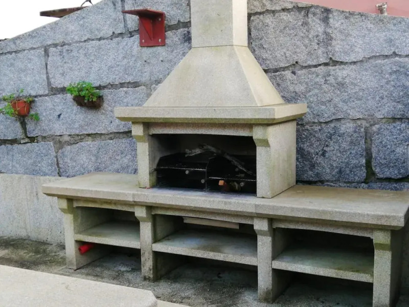 House with 3 Bedrooms in a Sobreira - 14 Km From the Beach