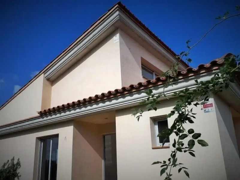 Chalet con piscina y vistas a 10min de la playa de Blanes