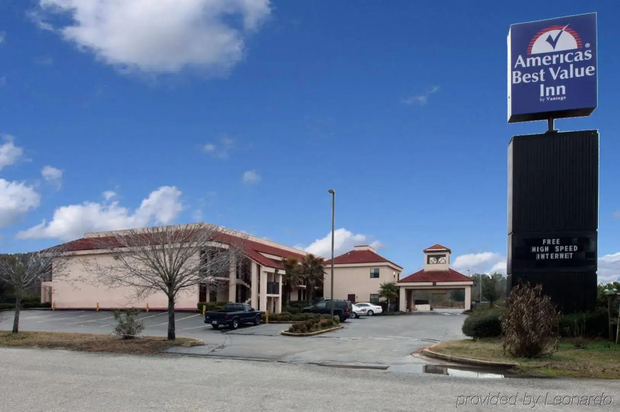 Ramada by Wyndham Bainbridge