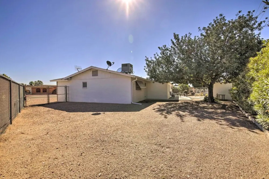 Patio & Mtn Views: 55 + Apache Junction Home!