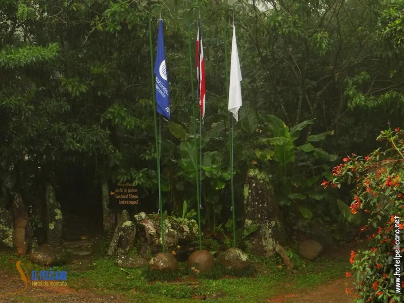 Hotel de Montaña El Pelicano