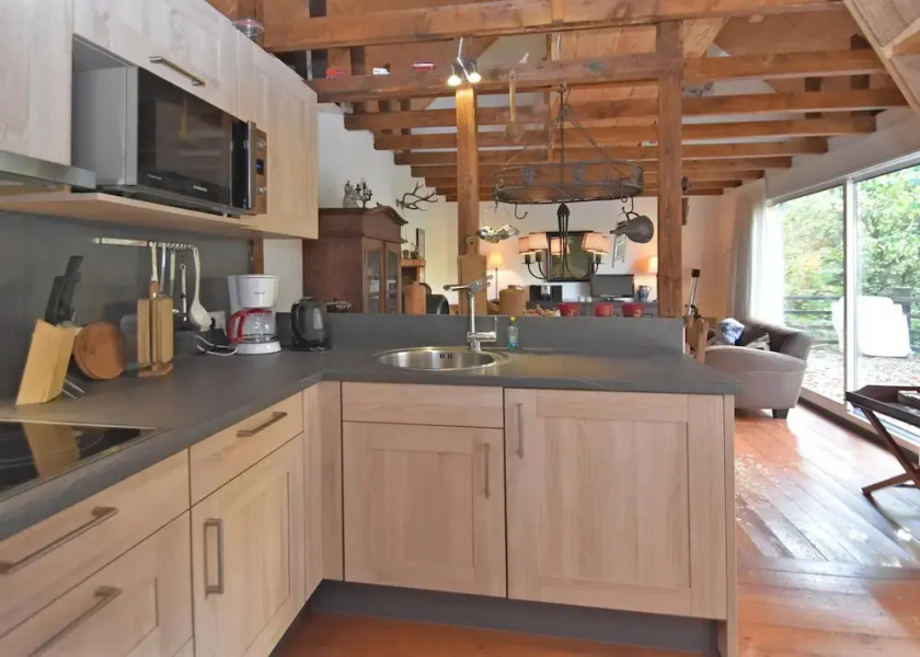 Vintage Holiday Home With Private Terrace