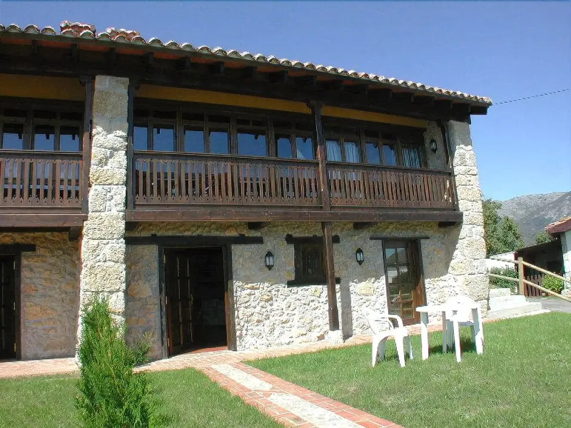 Apartamentos Rurales La Torea