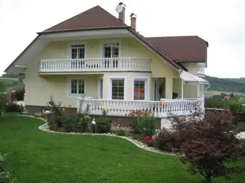 Villa Bella Bed and Breakfast
