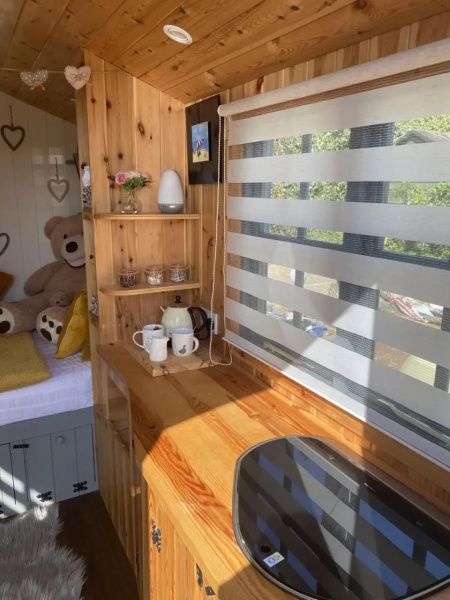 Shepherd's Hut at St Anne's - Costal Location