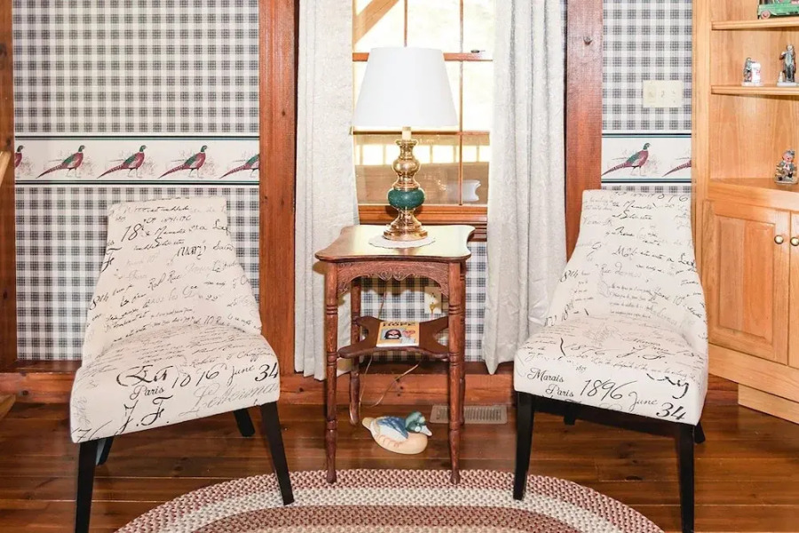 The Lake House Cabin