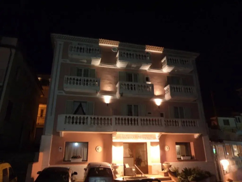 Albergo Hotel Tirreno
