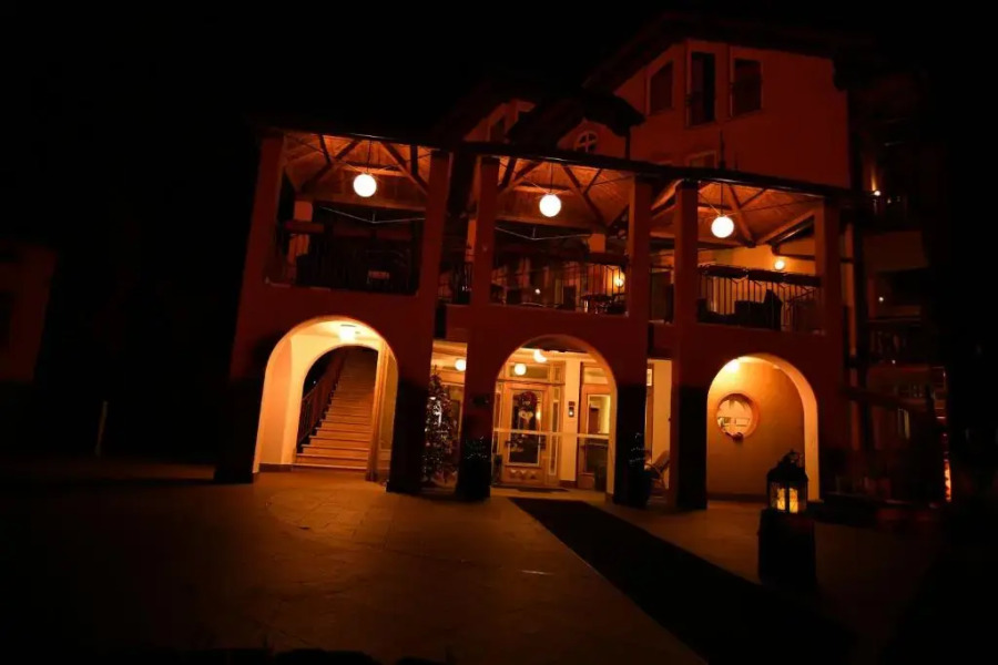 Hotel Bella Di Bosco