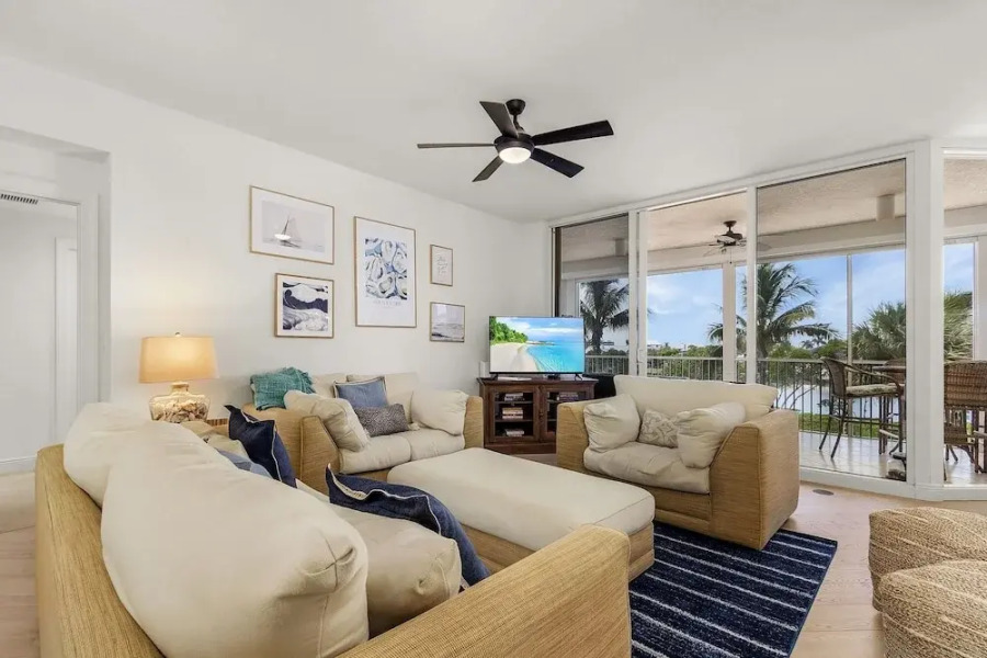Waterside #835: Bayscape Bliss 3br/2ba Condo W/ Pool! 3 Bedroom Condo