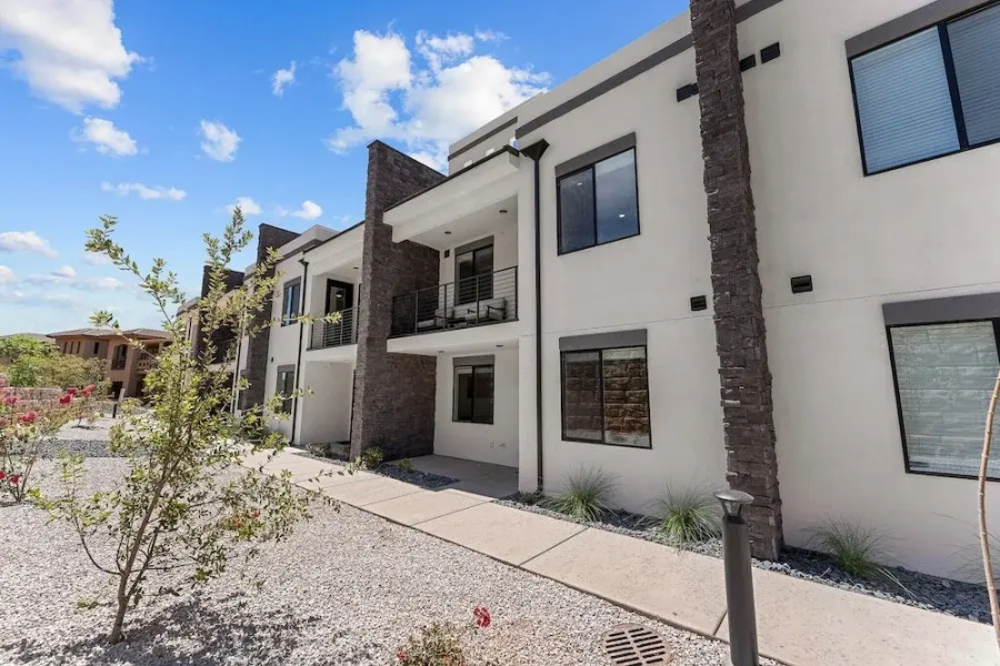 Terra Retreat #9 4 Bedroom Condo