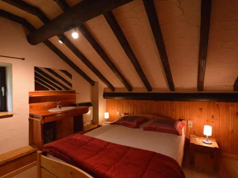 Elegant Beverce Escape