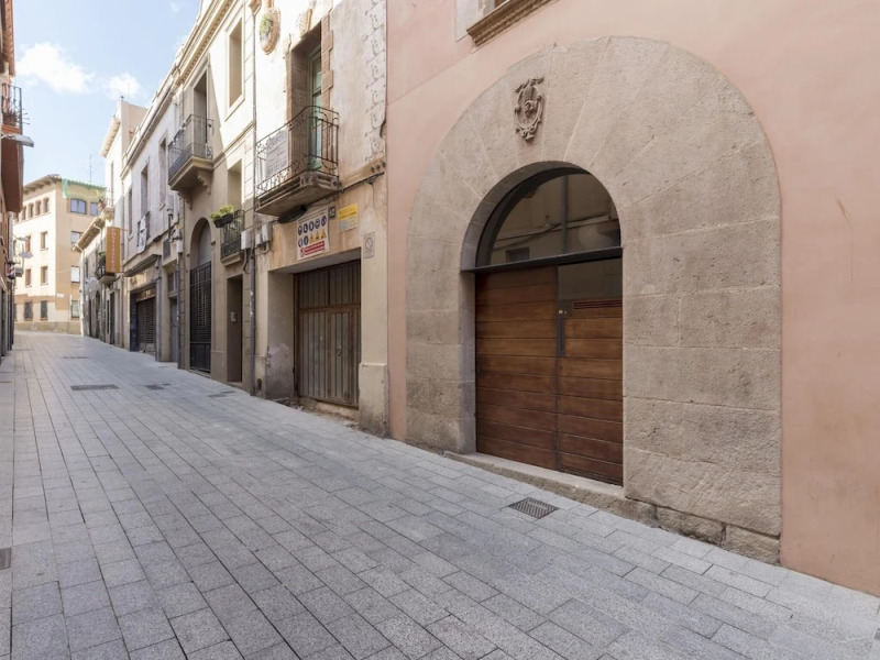 Elegant Holiday Home in Sant Boi de Llobregat With Terrace