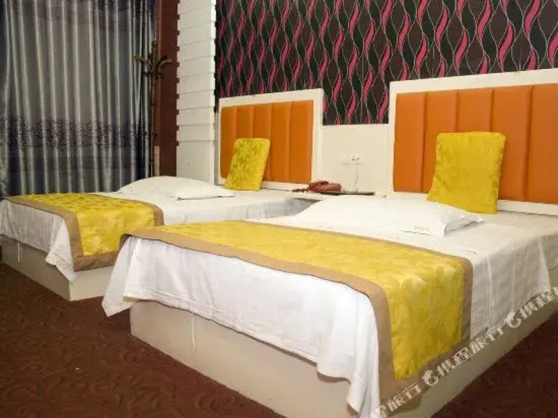 Hongqiao Jinhu Hotel