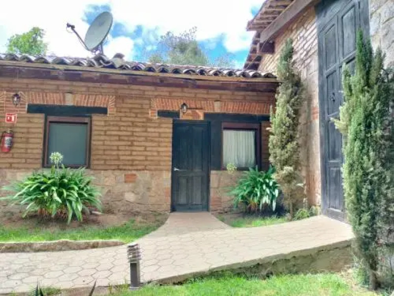 Hotel Estancia Los Cedros