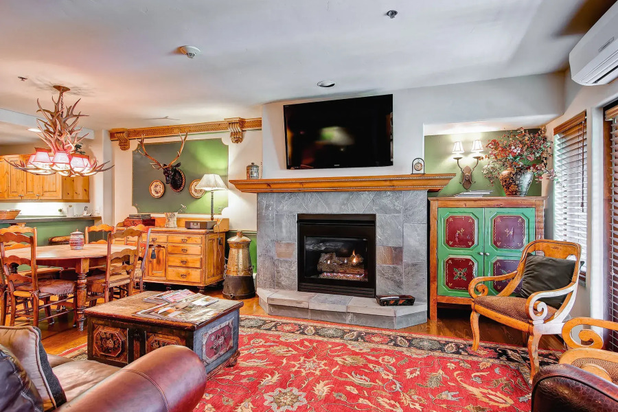 Market Square by East West Hospitality