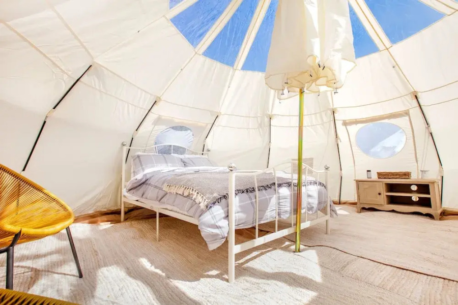 Stunning 1-bed Star Gazing Bell Tent Loughborough