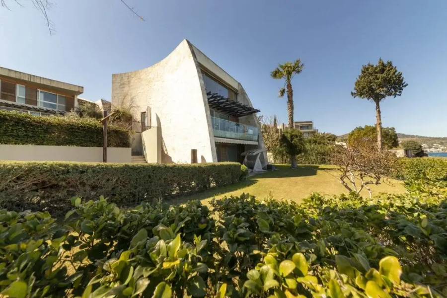 Marvelous Villa With a Private Beach in Bodrum