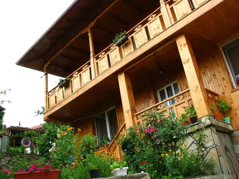 Guest House Roden Dom