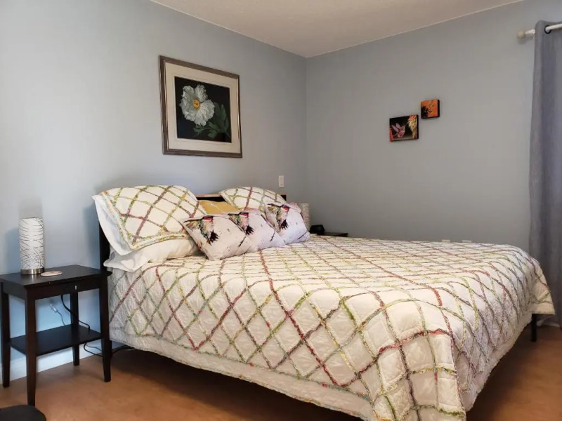 Hummingbird Haven B&B