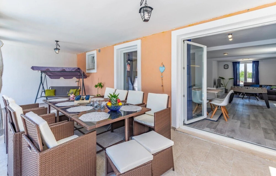 Amazing Home in Marcana With 4 Bedrooms, Wifi and Outdoor Swimming Pool