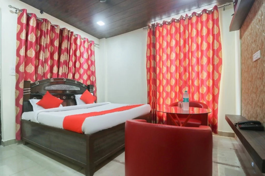 OYO 62003 Velvet Farms