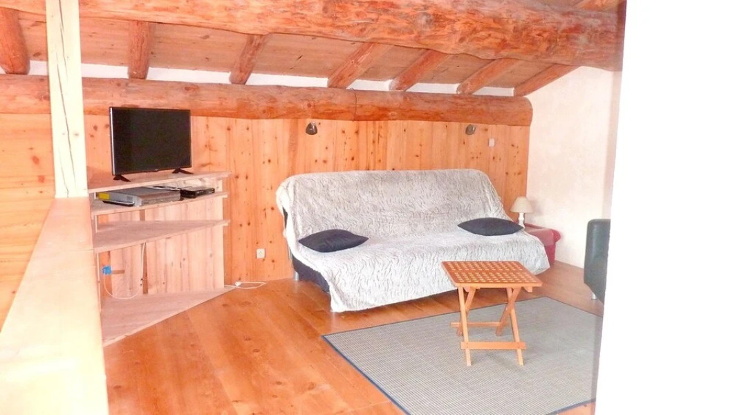 Apartment With 3 Bedrooms in Les Chapelles, With Wonderful Mountain Vi