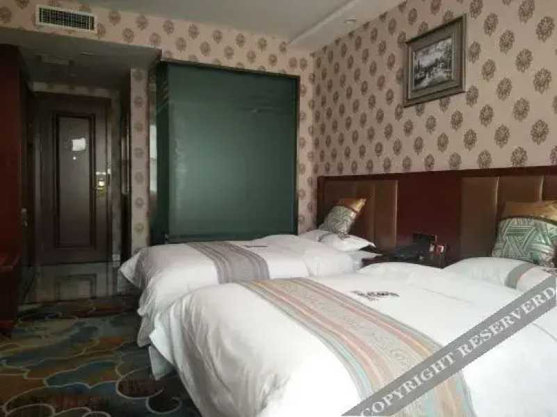 Super 8 Collection Hotel (Fukang Zhunge'er Road)