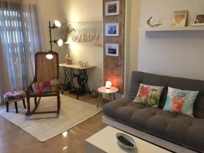 Personal y coqueto en primerísima línea de playa, en la Costa del Sol. Puerto De La Duquesa