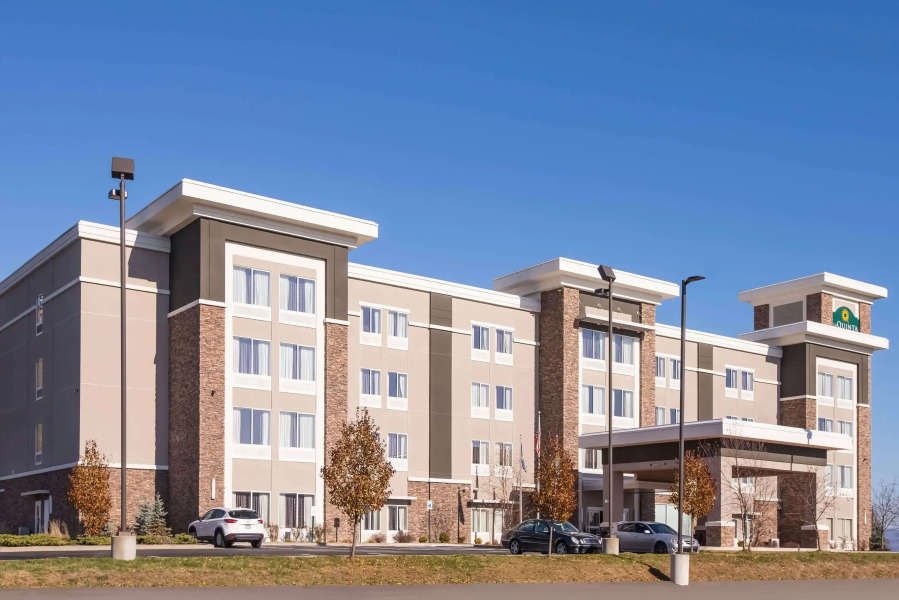 La Quinta Inn & Suites by Wyndham Morgantown