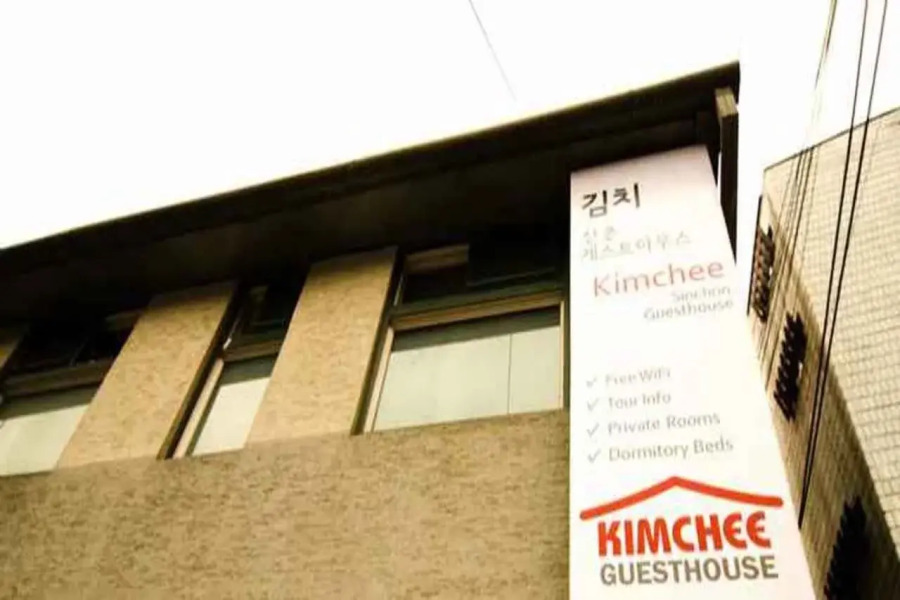 Kimchee Sinchon Guesthouse - Hostel