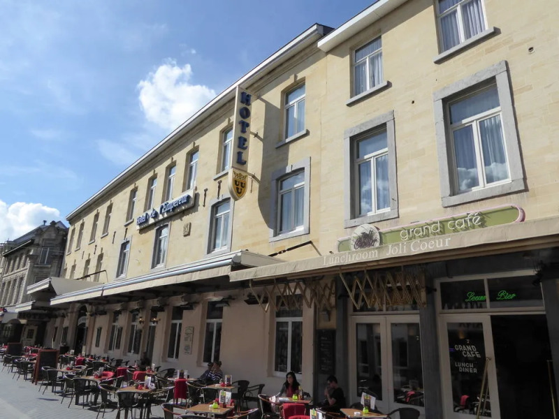 Отель Courage Valkenburg