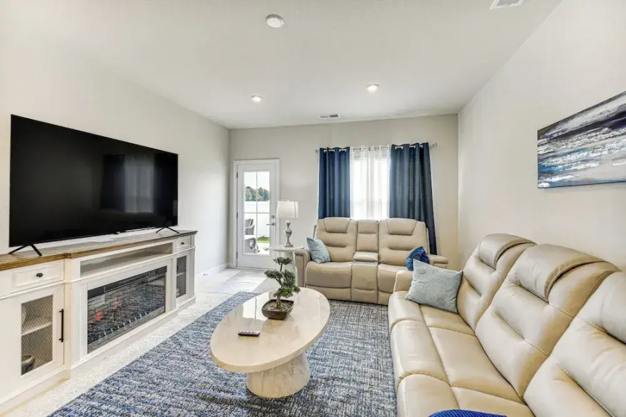 Beautiful Family Retreat By Pasquotank River!