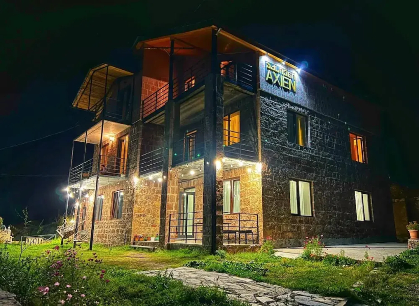 Отель Axien Kazbegi