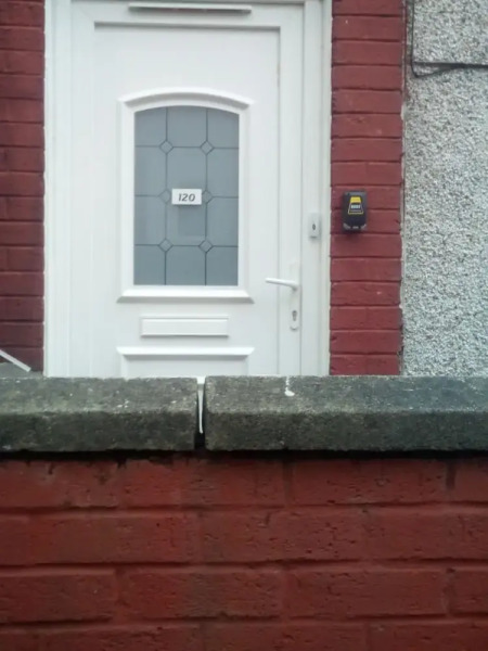 Dragon - Wellhall House 2 Bedroom Home