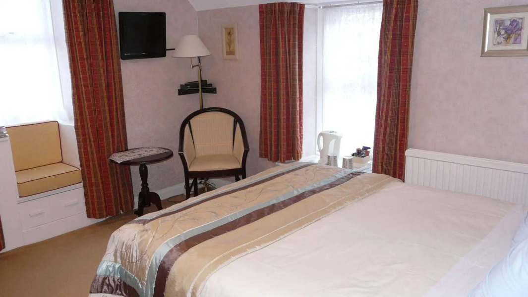 Rosemount Guest House