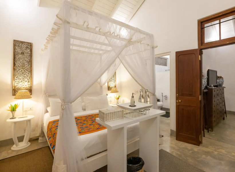 Taru Villas Mawella - Pool House