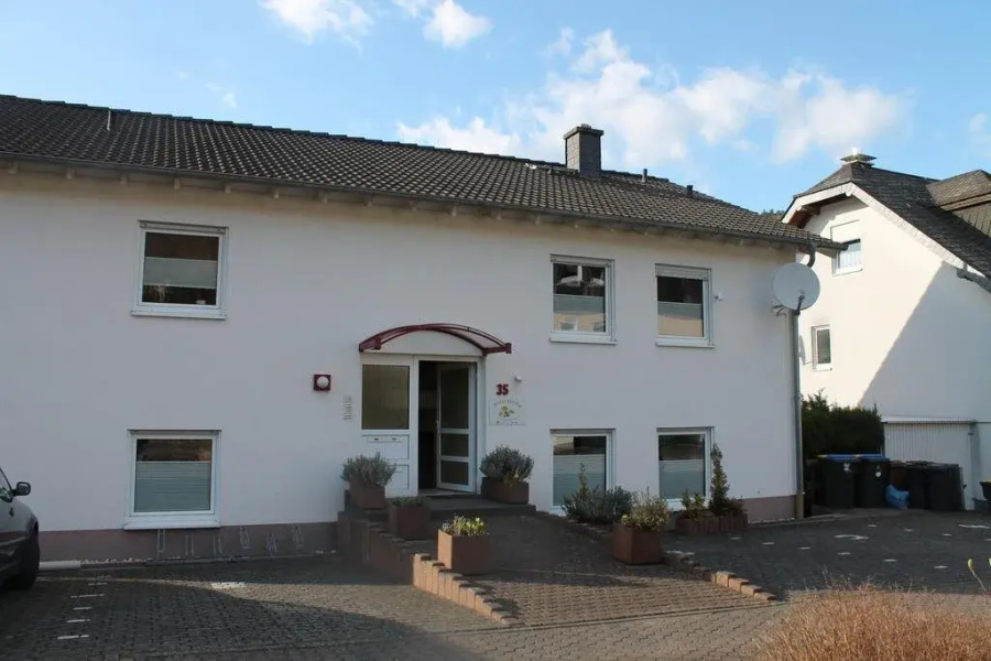 Haus Flora (Ferienwohnungen)