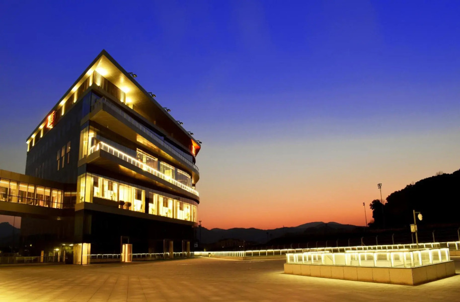 Cachet Boutique Zhejiang Circuit