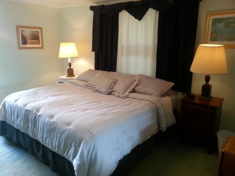 Arrowmont Stables & Cabins