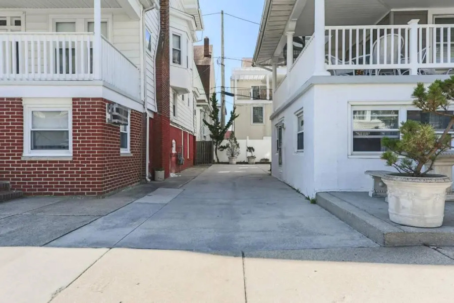 Large Beach Home with Ocean Views from Balcony Unit 2 and 3