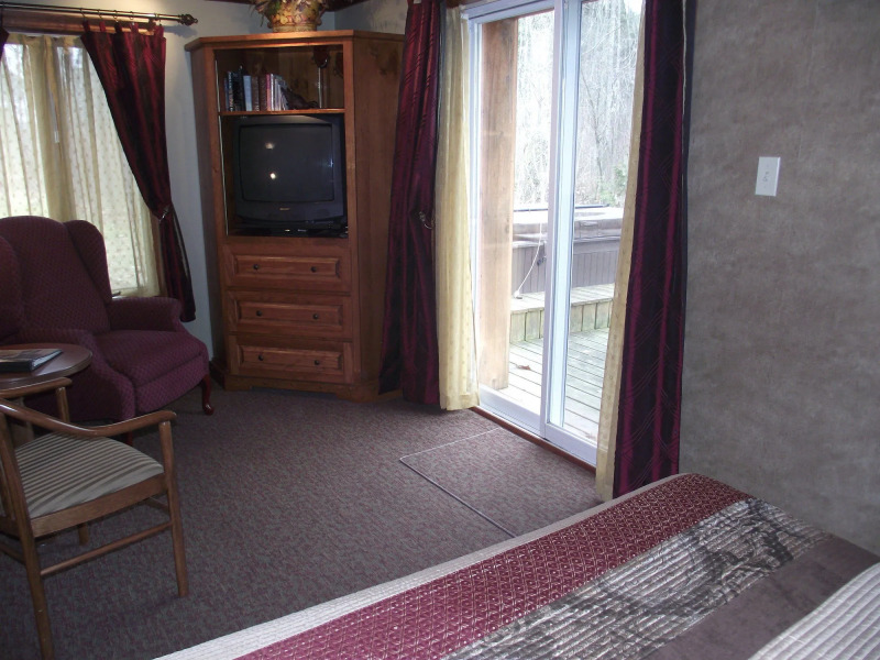 Forest Motel & Woodland Retreat